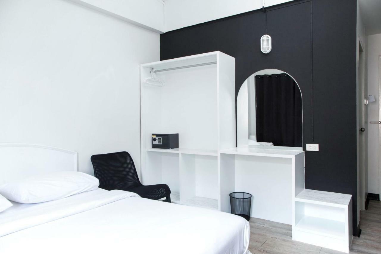 Crystal Hotel Hua Hin Dış mekan fotoğraf